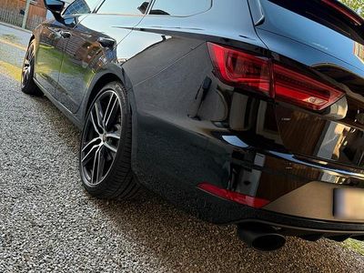 Second-hand Seat Leon ST 4Drive 300 CP (220 kW) 2018 Negru Break