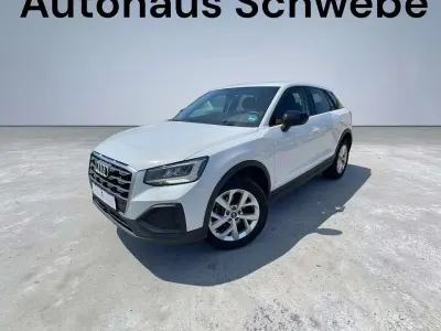 Gebraucht Audi Q2 110 PS (80 kW) 2023 Gletscher weiß SUV