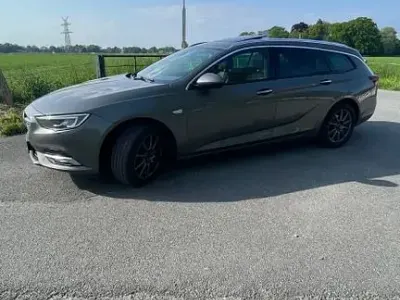 Gebraucht Opel Insignia Innovation 170 PS (125 kW) 2017 Grau Kombi