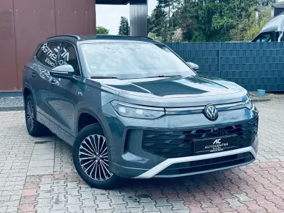 Gebraucht VW Tayron Life 193 PS (141 kW) 2025 Grau SUV