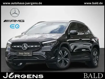 Gebraucht Mercedes GLA180 Progressive 116 PS (85 kW) 2024 Schwarz metalliclack kosmossch SUV