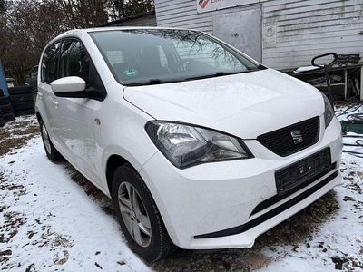 Gebraucht Seat Mii Chic 60 PS (44 kW) 2015 Weiß Kleinwagen