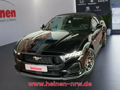 Usata Ford Mustang GT Convertible 446 CV (328 kW) 2024 Nero Cabrio