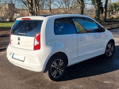 Gebraucht Seat Mii Cosmopolitan 60 PS (44 kW) 2017 Weiß Kleinwagen