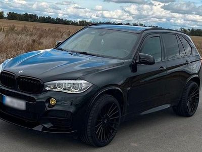 BMW X5 M50