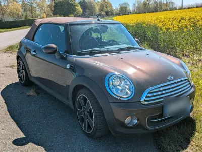 Brugt Mini Cooper Cabriolet 122 HK (89 kW) 2012 Brun Cabriolet