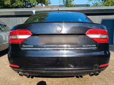 Gebraucht Skoda Superb 260 PS (191 kW) 2013 Limousine