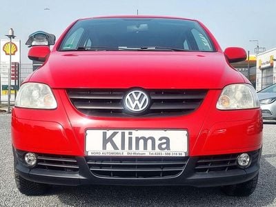 Gebraucht VW Fox Basis 75 PS (55 kW) 2007 Rot Kleinwagen