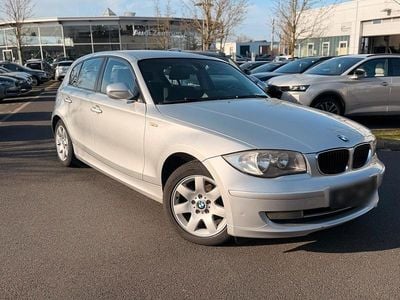 Gebraucht BMW 116 122 PS (89 kW) 2009 Silber Kleinwagen