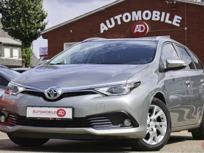 Gebraucht Toyota Auris Touring Sports Comfort 111 PS (81 kW) 2015 Grau Kombi