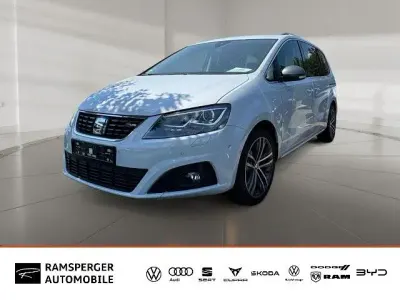 Gebraucht Seat Alhambra FR-Line 150 PS (110 kW) 2022 "white" silber Van / Kleinbus