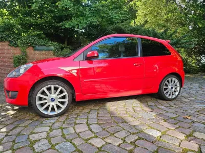 Gebraucht Ford Fiesta ST 150 PS (110 kW) 2006 Rot Kleinwagen