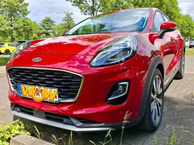 Gebraucht Ford Puma Titanium 120 PS (88 kW) 2023 Rot SUV