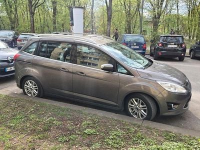 Gebraucht Ford Grand C-Max Titanium 125 PS (91 kW) 2014 Braun Van / Kleinbus