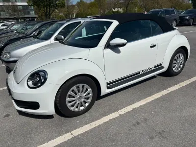 Gebraucht VW Beetle 105 PS (77 kW) 2015 Weiß Kleinwagen