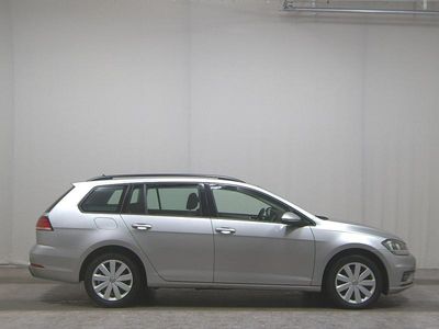 Tungsten silver metallic Gebraucht 2017 VW Golf VII Trendline Limousine | 7.790 € (Guter Preis)