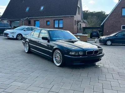 Gebraucht BMW 740 286 PS (210 kW) 1999 Blau Limousine