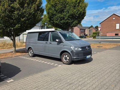 Gebraucht VW Transporter 179 PS (131 kW) 2016 Grau Van