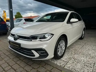 Gebraucht VW Polo Style 95 PS (69 kW) 2021 Grau Kleinwagen