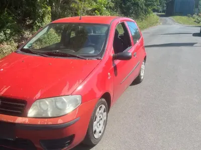 Gebraucht Fiat Punto 60 PS (44 kW) 2004 Rot Kleinwagen