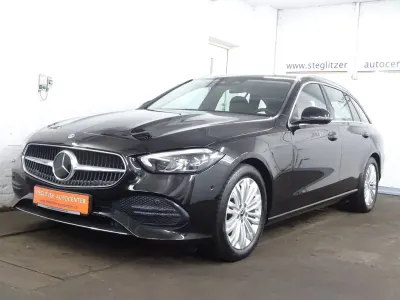 Gebraucht Mercedes C180 Avantgarde 170 PS (125 kW) 2022 Schwarz Limousine
