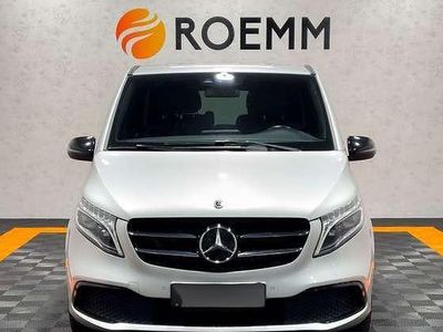 Silber metallic Gebraucht 2021 Mercedes V220 Avantgarde Van / Kleinbus | 46.200 € (Fairer Preis)