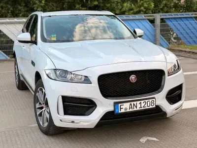 Gebraucht Jaguar F-Pace R-Sport 179 PS (131 kW) 2017 Weiß SUV