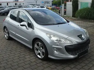 Gebraucht Peugeot 308 136 PS (100 kW) 2008 Silber Limousine