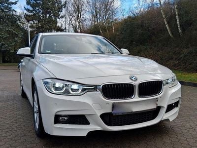 Gebraucht BMW 318 Advantage 150 PS (110 kW) 2017 Weiß Limousine