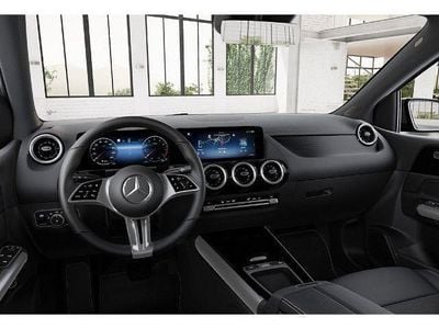 Mercedes B200
