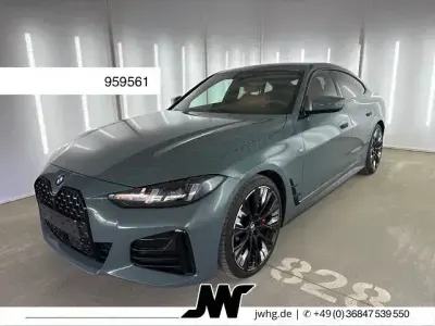 Gebraucht BMW 420 M Sport 190 PS (139 kW) 2025 Cape york gruen metallic Coupé