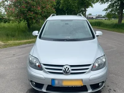 Gebraucht VW Golf V 122 PS (89 kW) 2008 Silber Kleinwagen