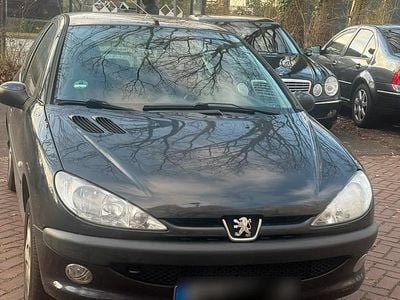 Schwarz Gebraucht 2006 Peugeot 206 Kleinwagen | 700 € (Guter Preis)