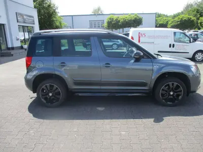 Gebraucht Skoda Yeti Monte Carlo 140 PS (102 kW) 2014 Grau SUV