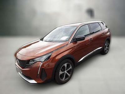 Second-hand Peugeot 5008 Allure 131 CP (96 kW) 2023 Maro Monovolum