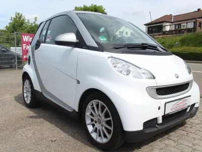 Gebraucht Smart ForTwo Cabrio 71 PS (52 kW) 2009 Weiß Cabrio
