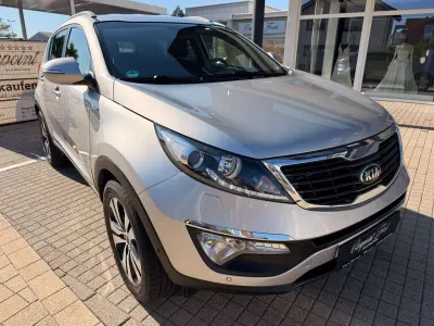 Gebraucht Kia Sportage Spirit 163 PS (119 kW) 2013 (9s) kirunasilber met. SUV