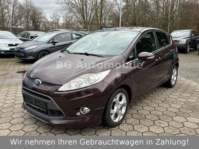 gebraucht Ford Fiesta Titanium * 5 Türen * Klimaautomatik *Tüv*