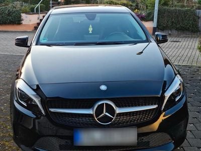 Usata Mercedes A160 102 CV (75 kW) 2016 Nero Utilitaria