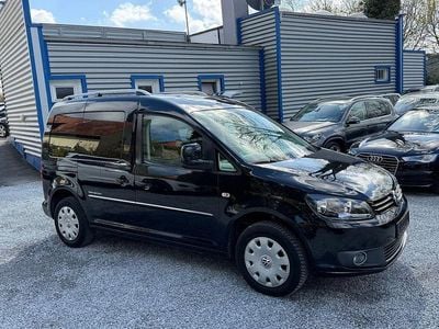 Gebraucht VW Caddy Comfortline 102 PS (75 kW) 2015 Schwarz Van / Kleinbus