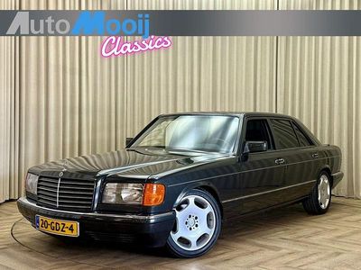 Second-hand Mercedes 380 AMG 218 CP (160 kW) 1982 Negru Berlinǎ