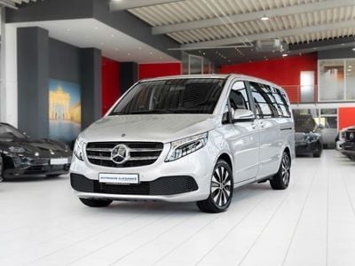 Mercedes V220