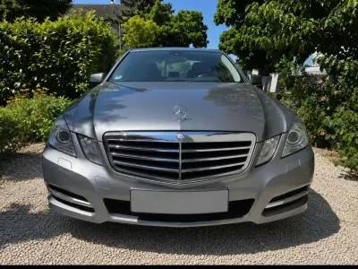 Gebraucht Mercedes E200 Avantgarde 184 PS (135 kW) 2012 Grau Limousine