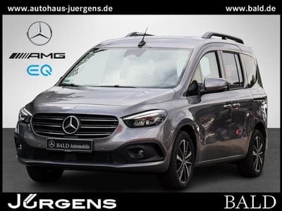 Mercedes T180