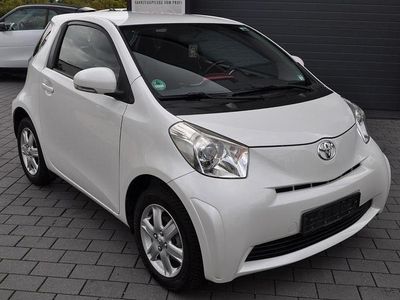 Toyota iQ