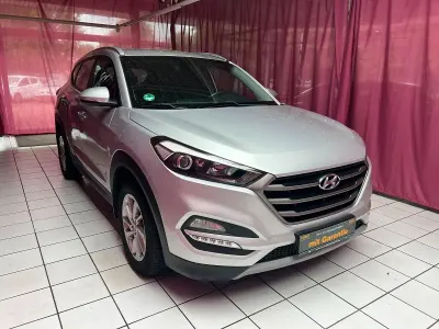 Gebraucht Hyundai Tucson 140 PS (102 kW) 2017 Silber SUV
