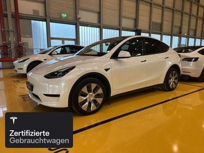 Pearl white multicoat Gebraucht 2023 Tesla Model Y RWD SUV | 33.700 € (Fairer Preis)