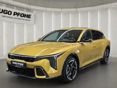Neu Kia K4 GT-Line 180 PS (132 kW) 2026 Gelb Kombi
