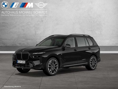 Neu BMW X7 M Sport 352 PS (258 kW) 2026 Black sapphire SUV