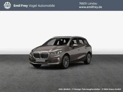 Gebraucht BMW 220 Active Tourer 170 PS (125 kW) 2025 Grau Van / Kleinbus